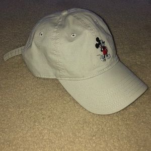 🧢Dad hat w/ Mickey Mouse cartoon 🧢